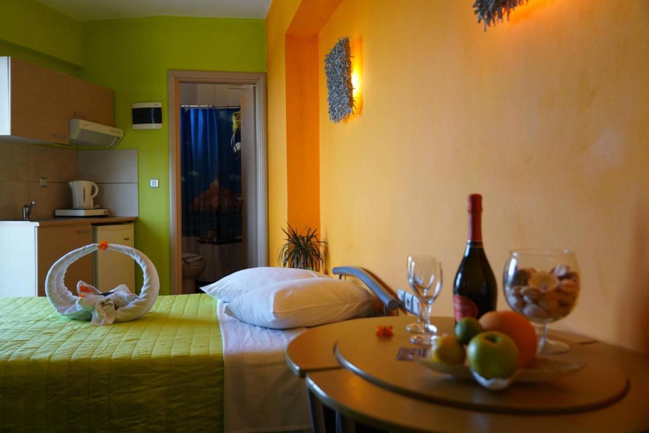 Lilalo Ηotel Paralia Katerinis Ngoại thất bức ảnh