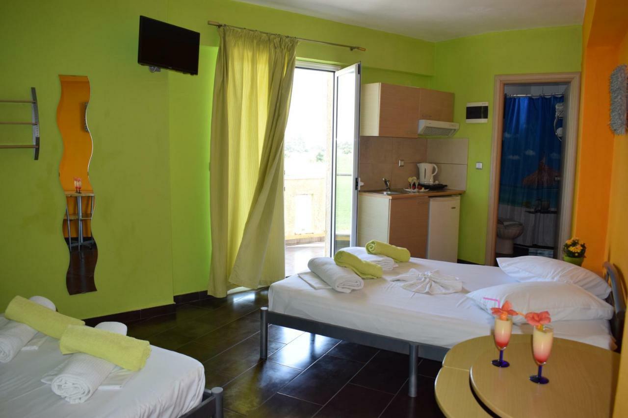 Lilalo Ηotel Paralia Katerinis Ngoại thất bức ảnh