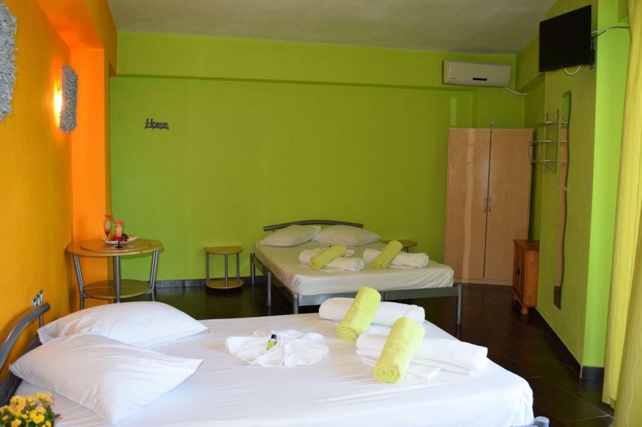Lilalo Ηotel Paralia Katerinis Ngoại thất bức ảnh