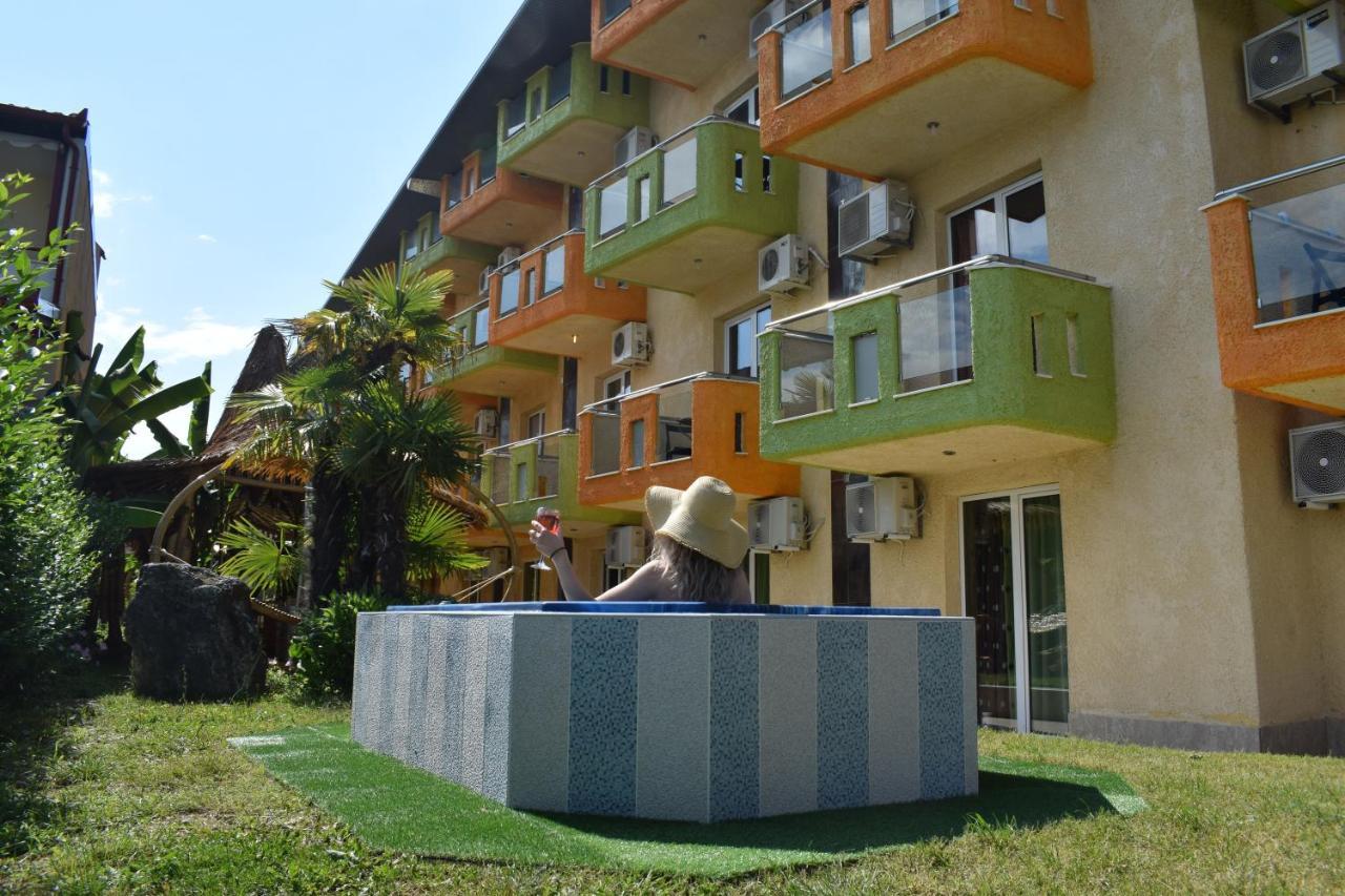 Lilalo Ηotel Paralia Katerinis Ngoại thất bức ảnh